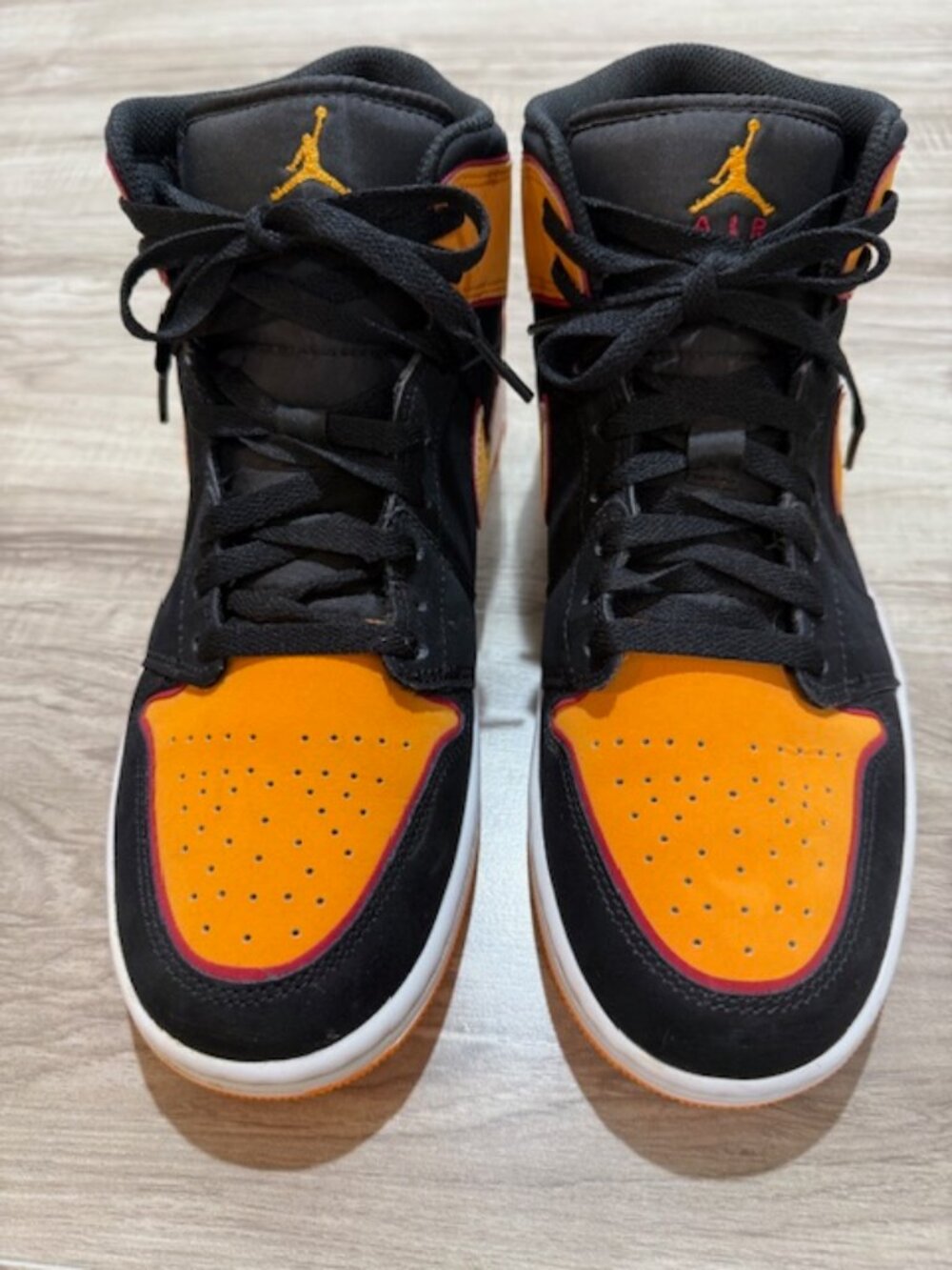 Nike Air Jordan 1 Mid SE Black/Vivid Orange Sneakers, FJ4923-008 Size 9.5